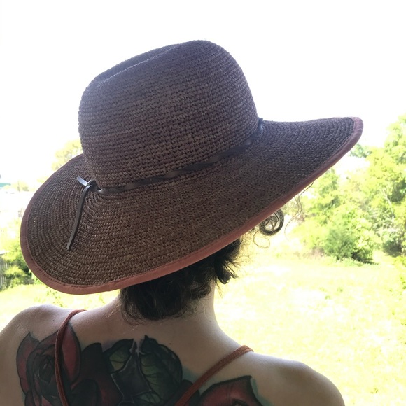 Goorin Bros. Desert Sun Raffia Straw Hat in Coral - Picture 7 of 8